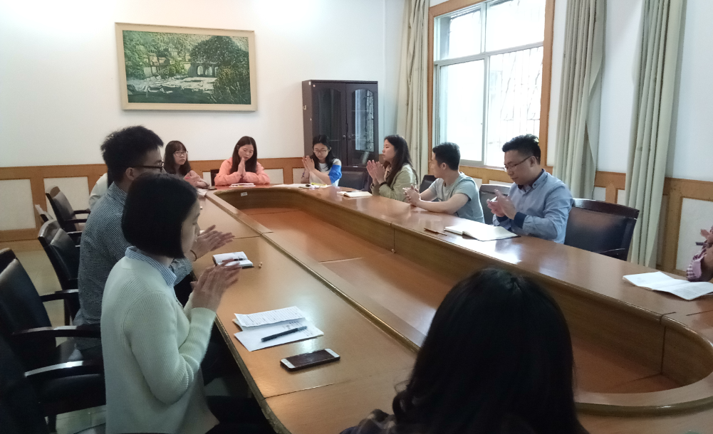 1524894857672080186.png Q1.png